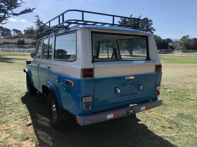 1976 Blue Toyota Land Cruiser SUV