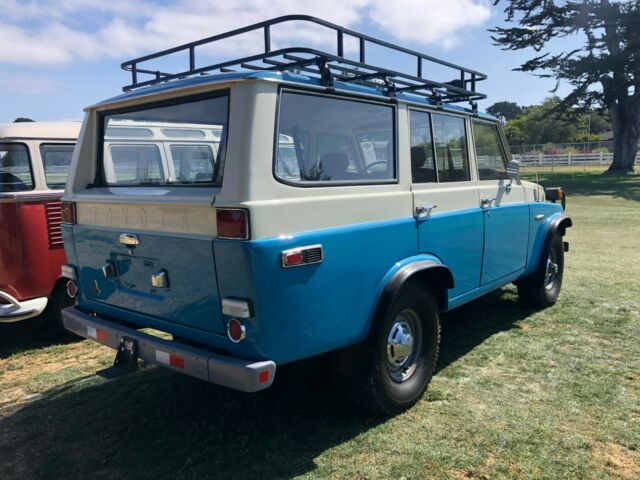 1976 Blue Toyota Land Cruiser SUV