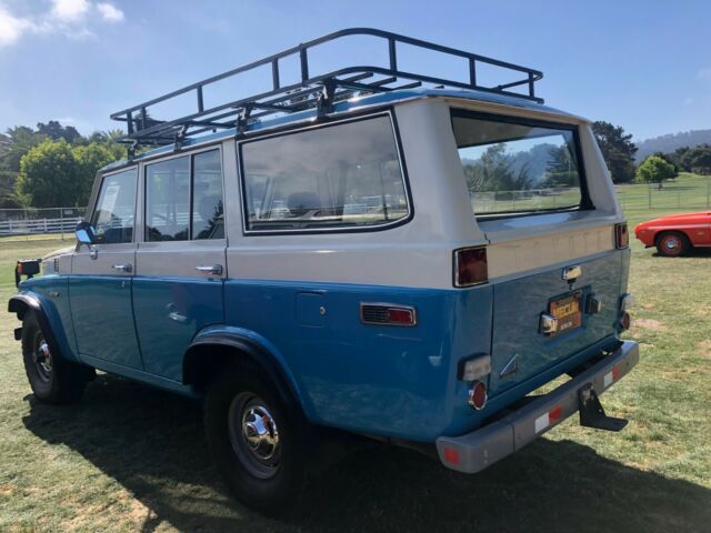 1976 Blue Toyota Land Cruiser SUV