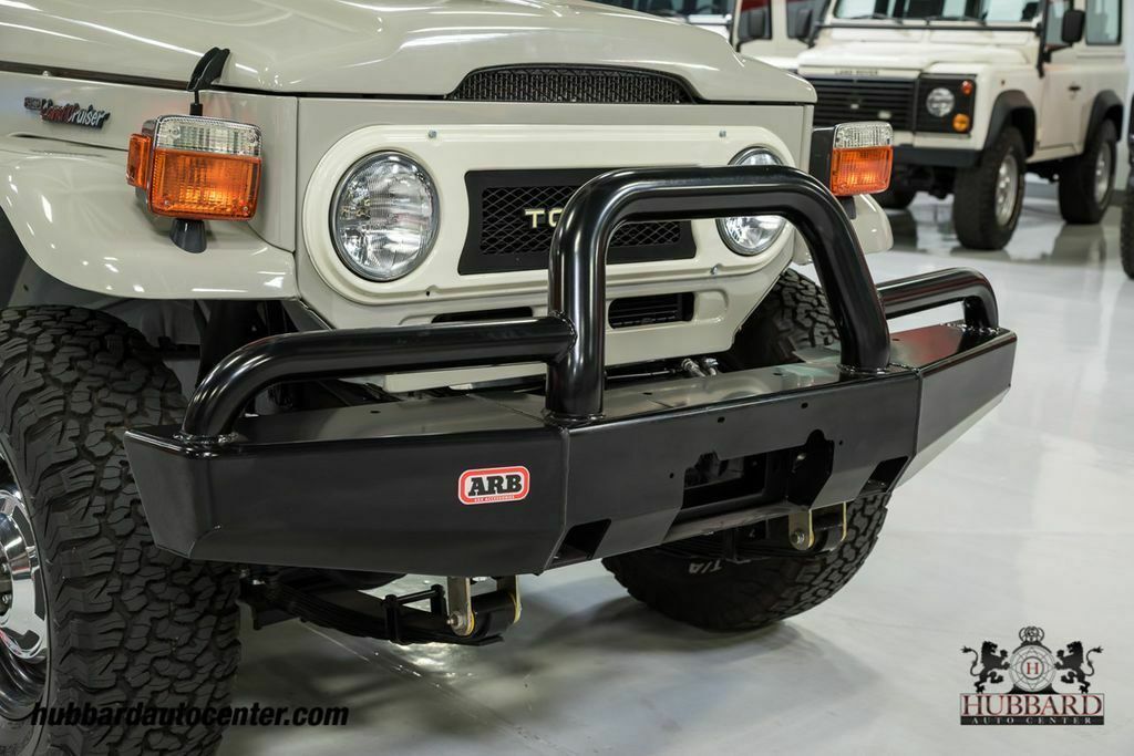 1976 Tan Toyota FJ Cruiser