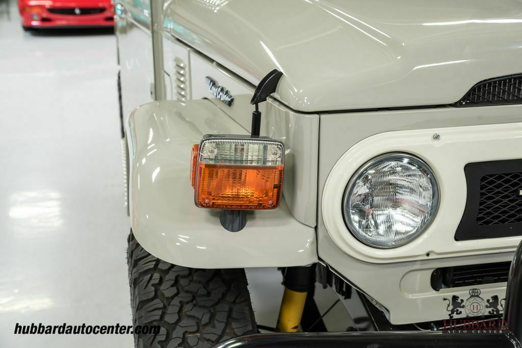 1976 Tan Toyota FJ Cruiser