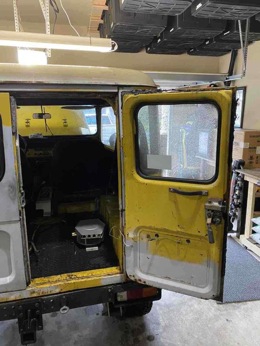 1976 Yellow Toyota Fj SUV