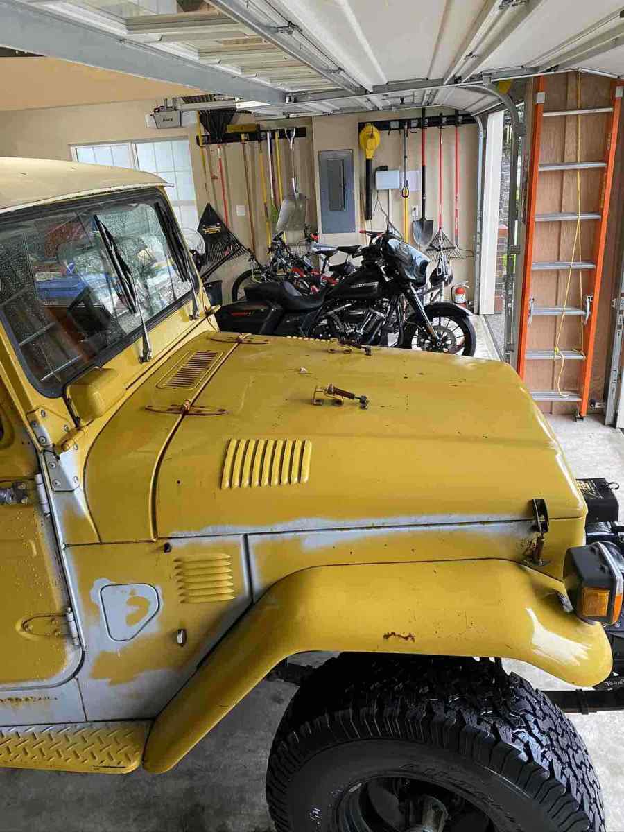 1976 Yellow Toyota Fj SUV