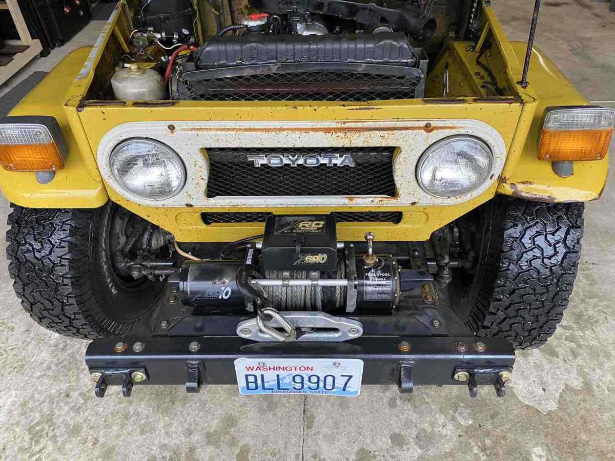 1976 Yellow Toyota Fj SUV