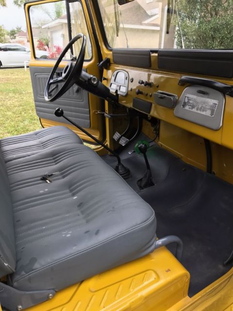 1976 Yellow Toyota Land Cruiser SUV