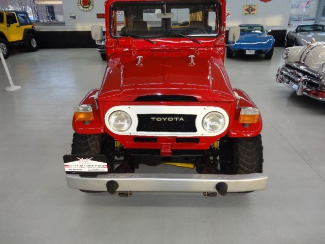 1976 Red Toyota FJ40 Convertible