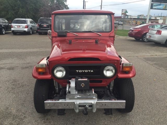 1976 Burgundy Toyota Land Cruiser SUV