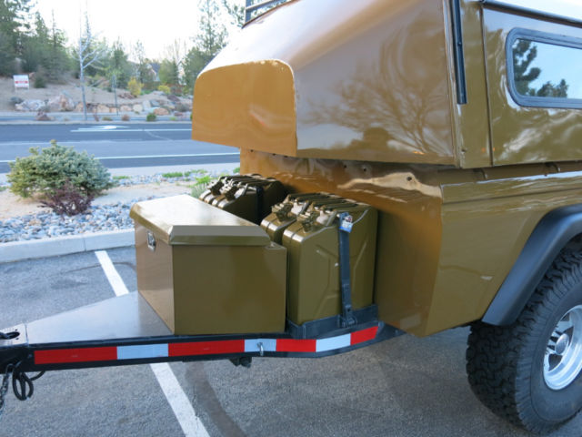 1976 Green Toyota Land Cruiser --