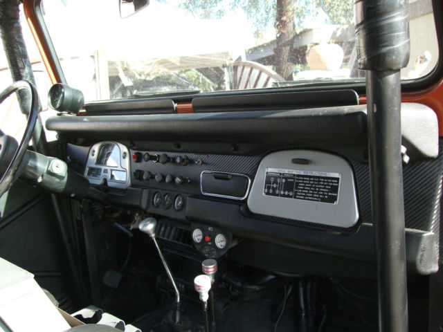 1976 MET. ORANGE Toyota Land Cruiser Convertible