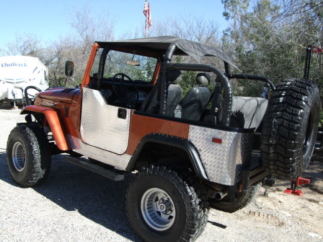 1976 MET. ORANGE Toyota Land Cruiser Convertible