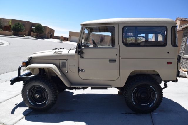 1976 Tan Toyota Land Cruiser SUV