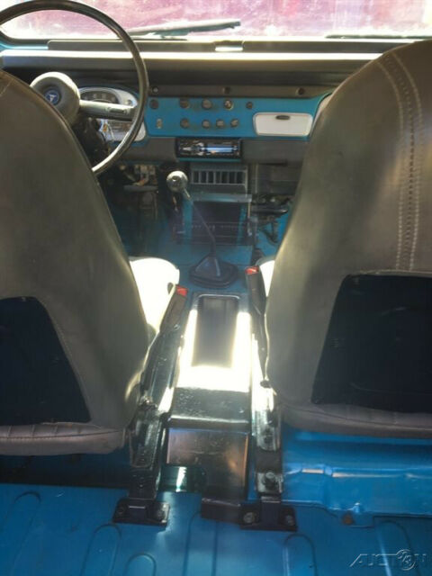 1976 Blue Toyota Land Cruiser SUV