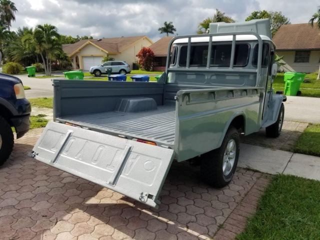 1976 Gray Toyota Land Cruiser Standard Cab Pickup