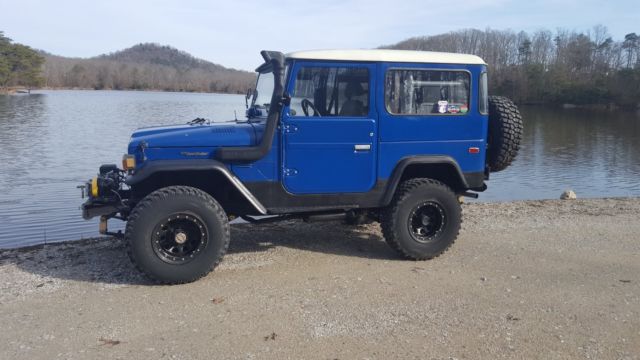 1976 Blue Toyota Land Cruiser 2DR