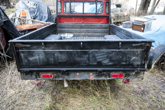 1976 Red Toyota Land Cruiser