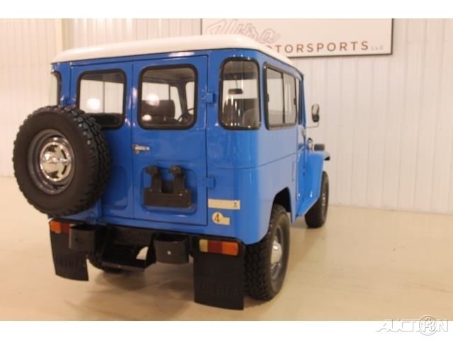 1976 Blue Toyota BJ4
