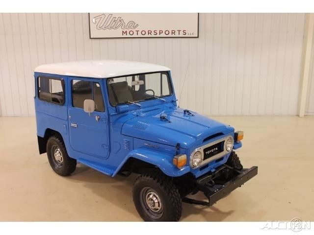 1976 Blue Toyota BJ4
