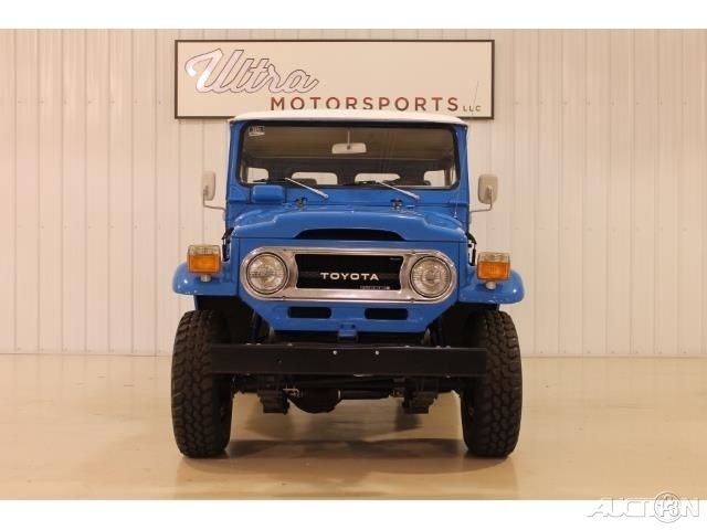 1976 Blue Toyota BJ4