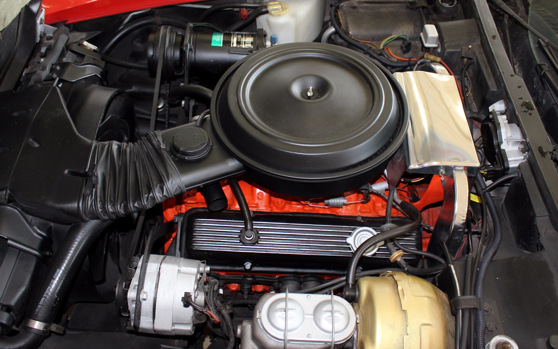 1976 Red Chevrolet Corvette N/A