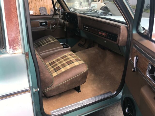 1977 Green Chevrolet Blazer