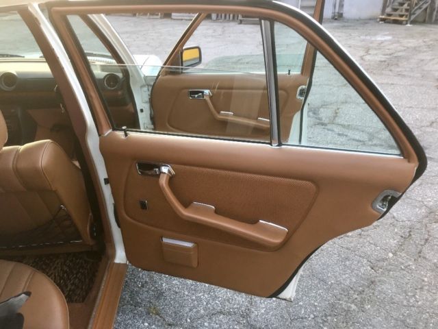 1977 White Mercedes-Benz 300-Series Sedan