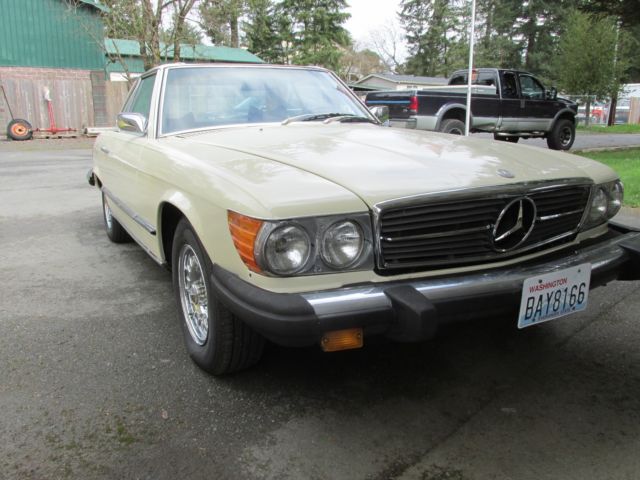 1977 Cream Mercedes-Benz SL-Class Convertible