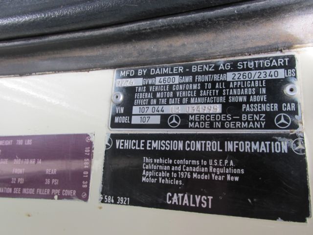 1977 Cream Mercedes-Benz SL-Class Convertible