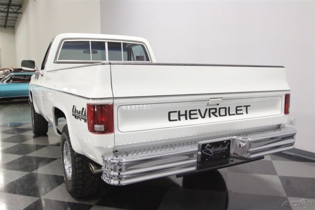 1977 White Chevrolet K-10