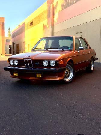 1977 Brown BMW 5-Series Sedan