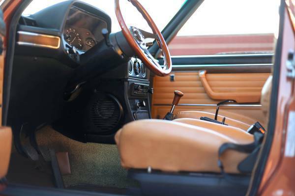 1977 Brown BMW 5-Series Sedan