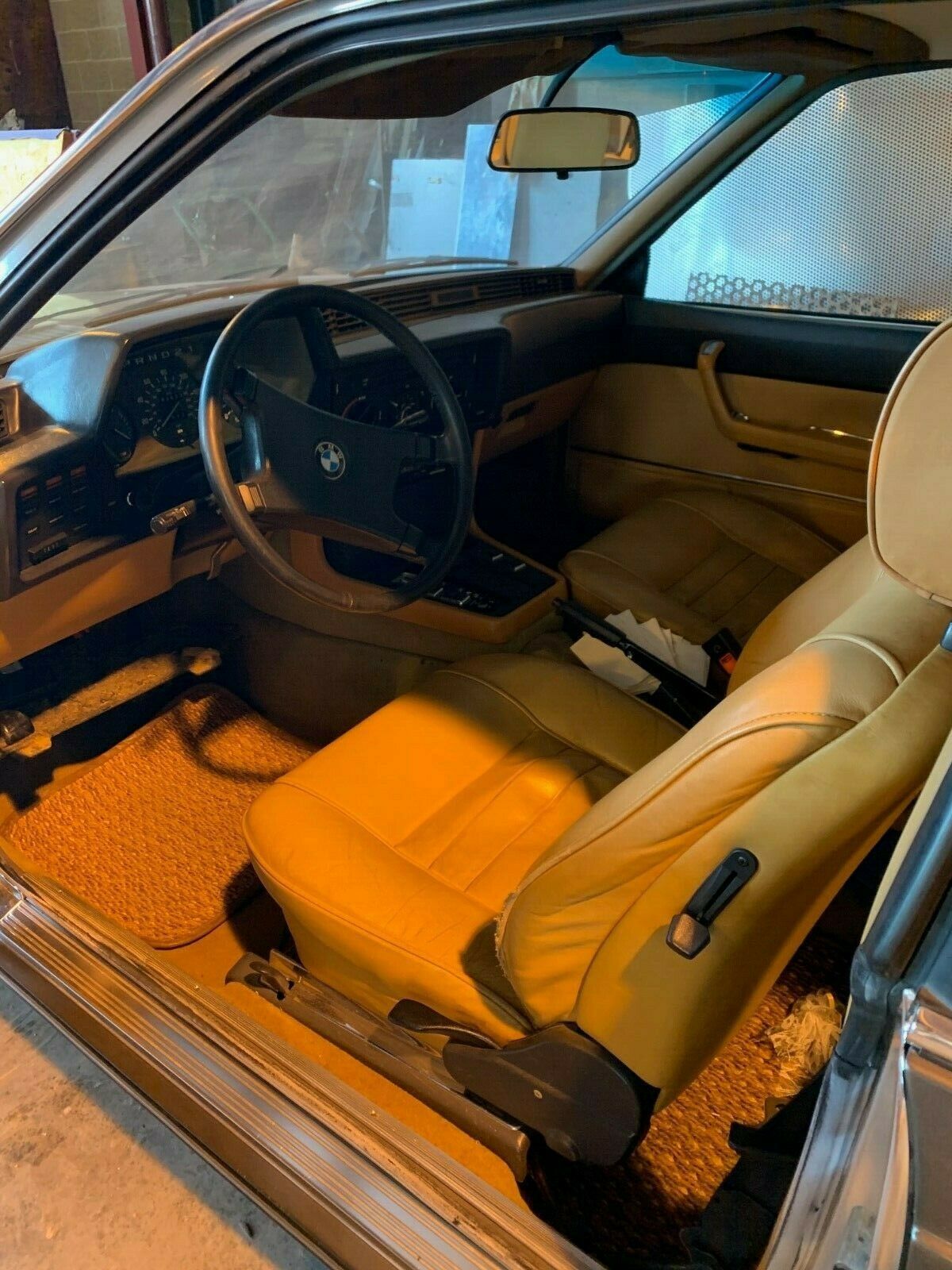 1977 Silver BMW 6-Series Coupe