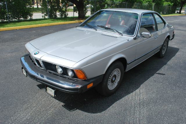 1977 Silver BMW 6-Series Coupe