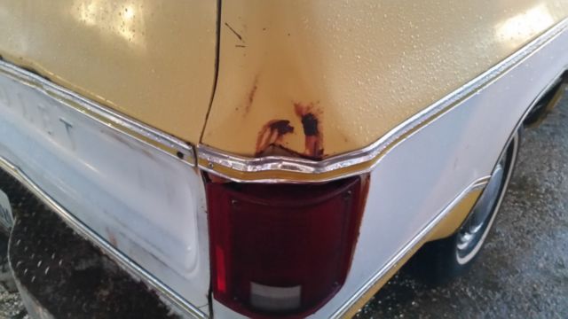 1977 Yellow Chevrolet C-10 Standard Cab Pickup