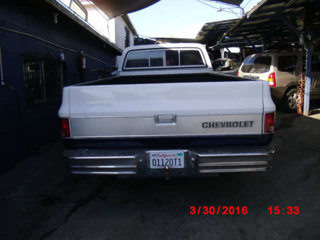 1977 WHITE Chevrolet C/K Pickup 2500