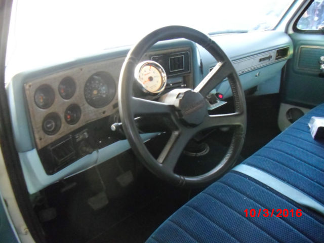 1977 WHITE Chevrolet C/K Pickup 2500