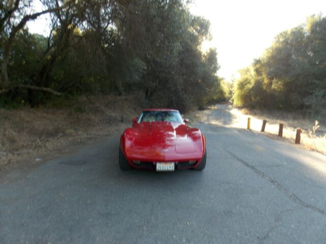 1977 Red Chevrolet Corvette Coupe