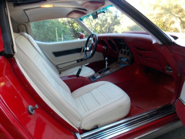 1977 Red Chevrolet Corvette Coupe