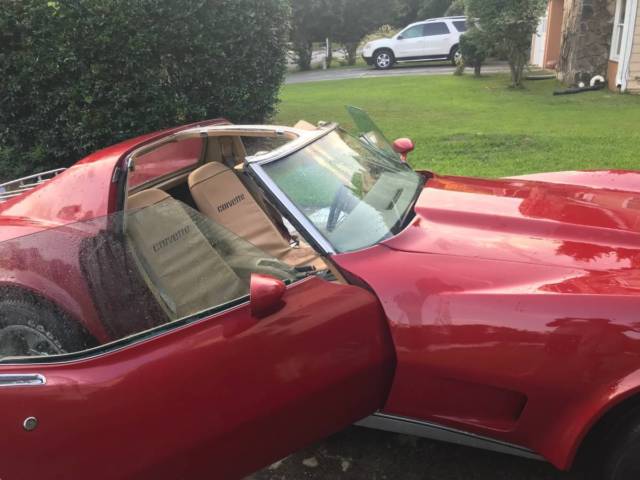 1977 Red Chevrolet Corvette Coupe