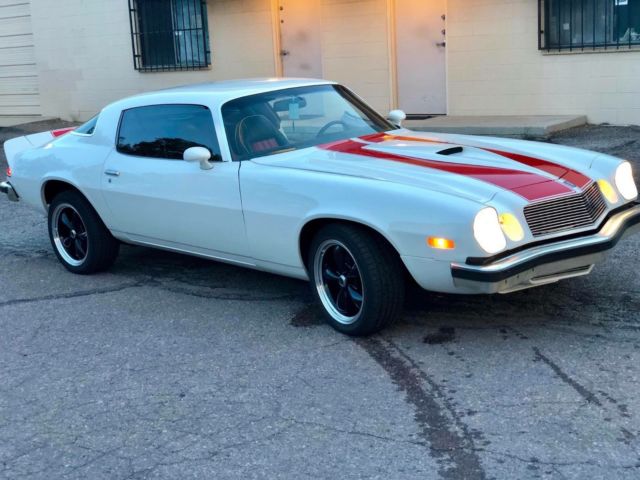 1977 White Chevrolet Camaro