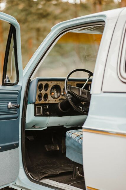 1977 Blue and White Chevrolet Blazer SUV