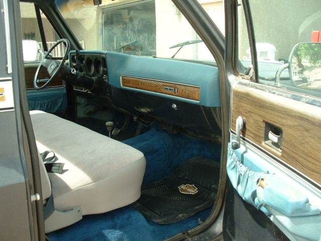 1977 Gray Chevrolet C-10 Pickup