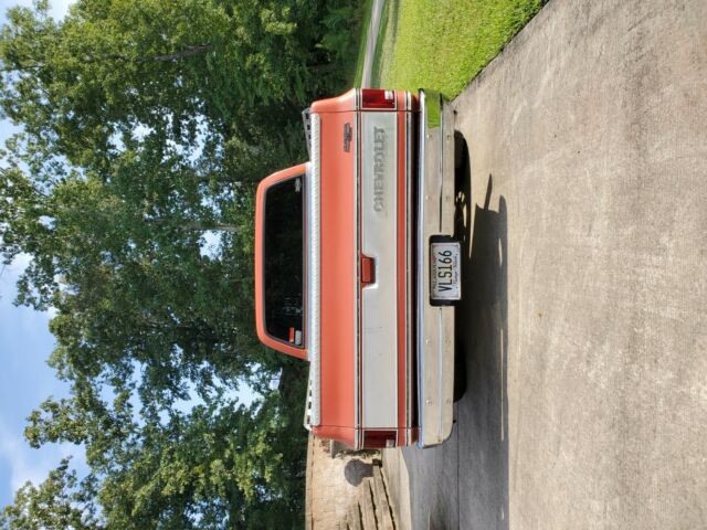 1977 Orange Chevrolet C-10