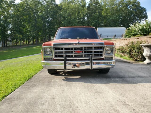 1977 Orange Chevrolet C-10