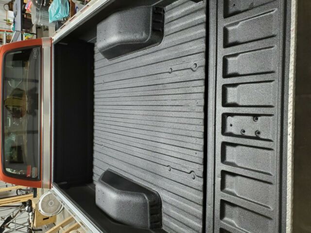 1977 Orange Chevrolet C-10