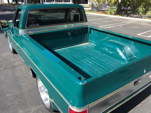 1977 Green Chevrolet C-10 Standard Cab Pickup