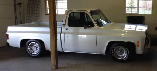 1977 White Chevrolet C-10 Standard Cab Pickup
