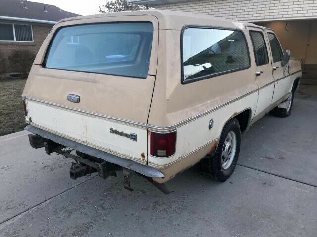 1977 TWO TONE Chevrolet Suburban