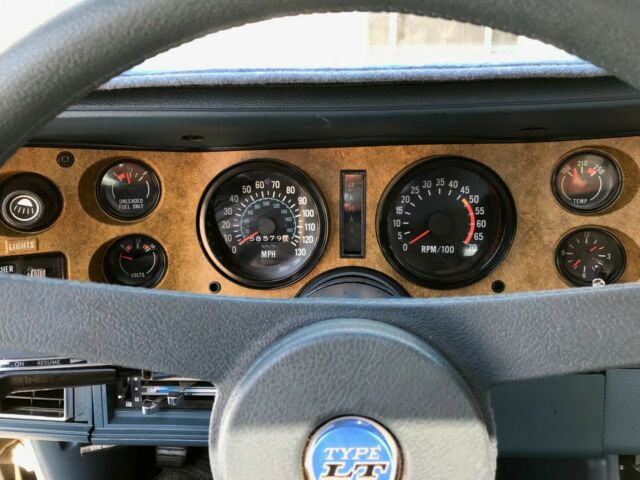 1977 White Chevrolet Camaro Coupe