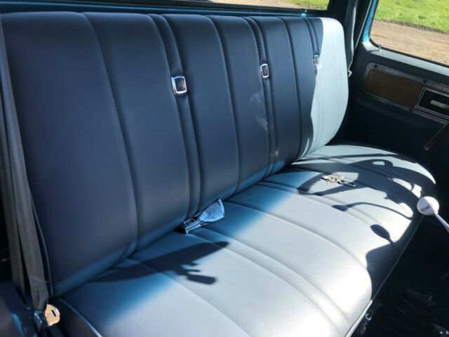 1977 Blue/White Chevrolet C-10 Pickup