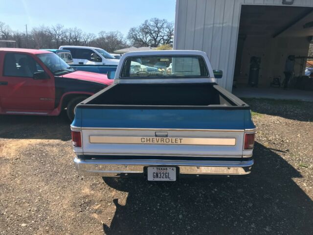 1977 Blue/White Chevrolet C-10 Pickup